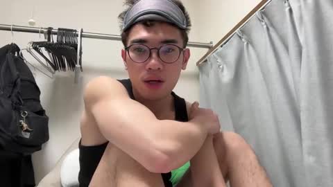 Snapshot of toshikaro0 chatting on 02.03.25 Karo online show from 02.03.25