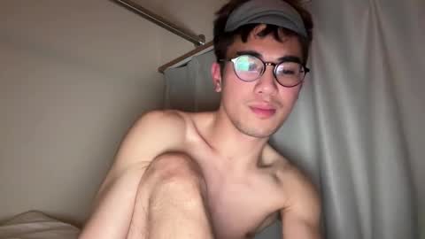 Snapshot of toshikaro0 chatting on 02.12.25 Karo online show from 02.12.25