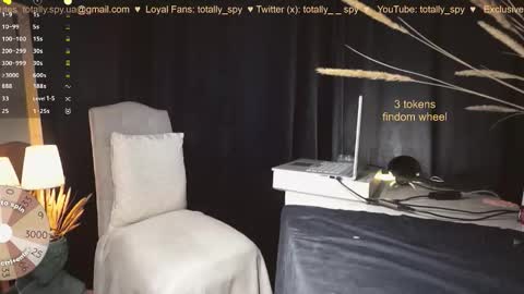 Snapshot of totally_spy chatting on 11.09.25 Madam Viktoria Vacation in Portugal 2811 - 0412 online show from 11.09.25