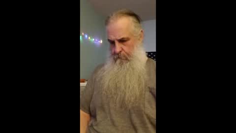 totallyawesome_65 online show from 12.14.25