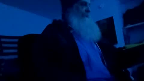 totallyawesome_65 online show from 04.04.26