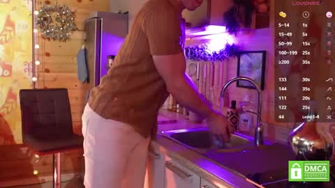 Snapshot of touch_of_eros chatting on 02.02.25 Paul online show from 02.02.25