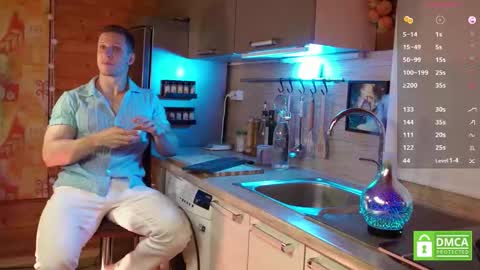 Snapshot of touch_of_eros chatting on 11.06.25 Paul online show from 11.06.25