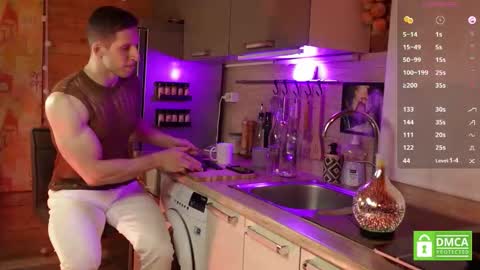 Snapshot of touch_of_eros chatting on 11.11.25 Paul online show from 11.11.25