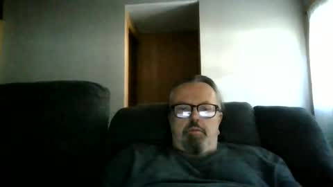 Snapshot of touchit9923 chatting on 09.09.25 jim online show from 09.09.25