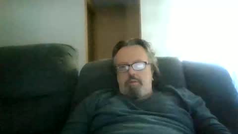 Snapshot of touchit9923 chatting on 09.18.25 jim online show from 09.18.25
