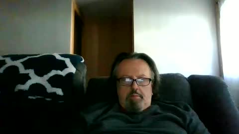 Snapshot of touchit9923 chatting on 10.01.25 jim online show from 10.01.25