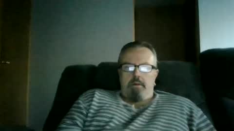 Snapshot of touchit9923 chatting on 10.09.25 jim online show from 10.09.25