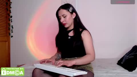 Miss Camille online show from 12.11.24