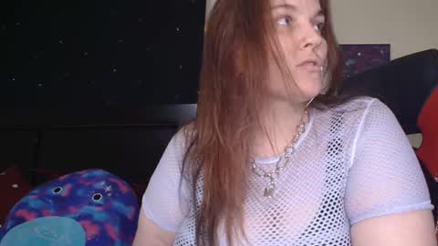 Snapshot of toxiclilly chatting on 11.03.25 Lilly Miss Mistress Goddess Maam Queen Boss online show from 11.03.25