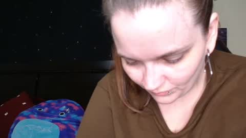 Snapshot of toxiclilly chatting on 11.30.25 Lilly Miss Mistress Goddess Maam Queen Boss online show from 11.30.25