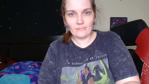 Snapshot of toxiclilly chatting on 12.05.25 Lilly Miss Mistress Goddess Maam Queen Boss online show from 12.05.25