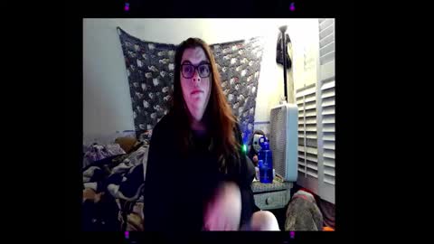 Toxiclove1311 online show from 11.15.25