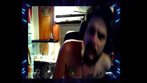 Toxiclove1311 online show from 11.25.25