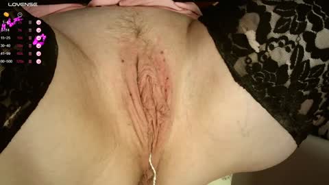 Snapshot of toxiquenude chatting on 12.15.24 toxiquenude online show from 12.15.24