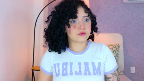 tracielowe_w online show from 12.03.25