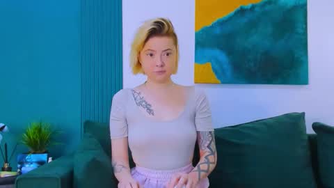 tracycurtis online show from 10.09.25