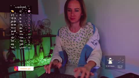 Snapshot of trafka_murafka chatting on 01.18.25 Hey my name is Kiri Kiri online show from 01.18.25
