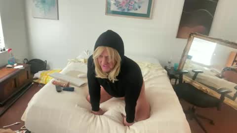 Snapshot of trannytush69 chatting on 12.13.24 USA GURL online show from 12.13.24