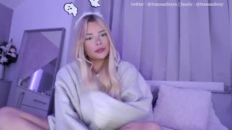 aubrey 3 online show from 10.16.25