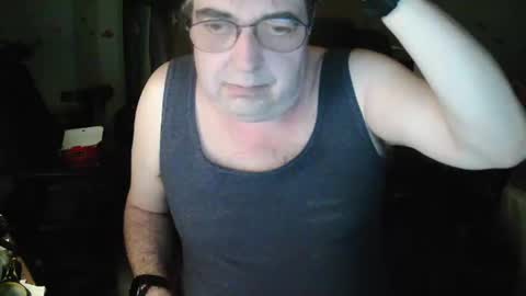 Snapshot of transmtfhello chatting on 12.25.24 Peter online show from 12.25.24