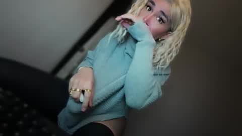 Snapshot of transnextdoor_ chatting on 11.24.25 ALMIGHTY GODDESS VALENTINA online show from 11.24.25