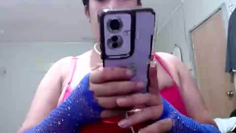 travelergirl online show from 05.31.26