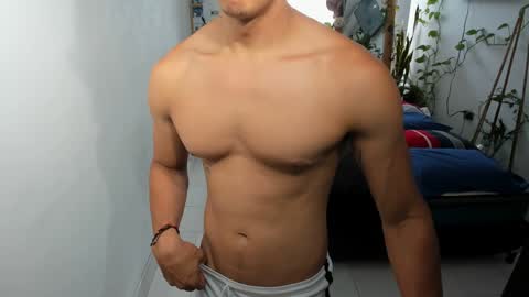 travis bakerr online show from 01.11.25