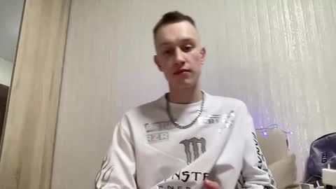 Travis online show from 04.01.26