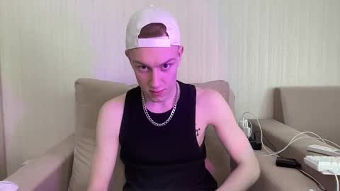 Travis online show from 04.09.26