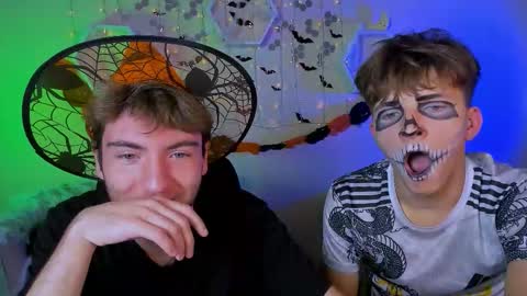 Travis online show from 10.23.25