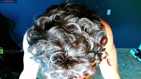 TRAVIS. online show from 02.13.25