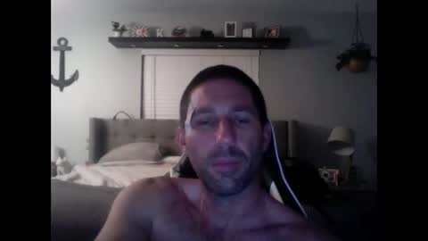 Snapshot of traviskenn chatting on 12.23.24 TravisKenn online show from 12.23.24