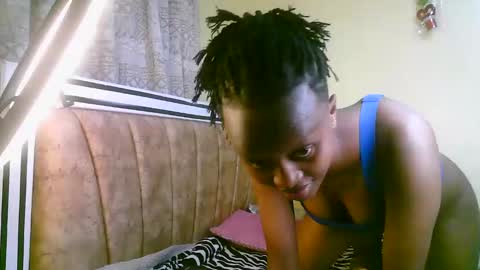 Snapshot of trazic_ chatting on 03.09.25 trazic_ online show from 03.09.25