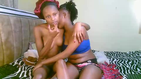 Snapshot of trazic_ chatting on 03.11.25 trazic_ online show from 03.11.25