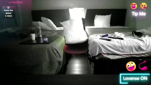 Snapshot of trea2139 chatting on 09.29.25 Trea online show from 09.29.25
