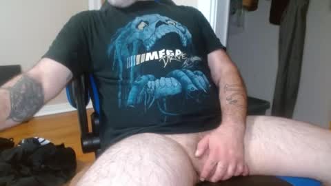 Snapshot of treasured_trash chatting on 06.05.26 Dilly Dally online show from 06.05.26