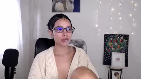 Emily online show from 12.22.25