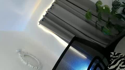 Snapshot of treatmelikeababe chatting on 02.20.26 YOUR SLUT online show from 02.20.26