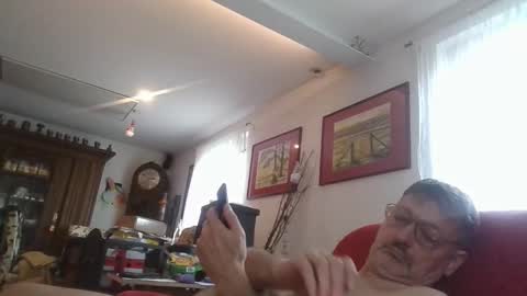 trebgeis1 online show from 10.31.25