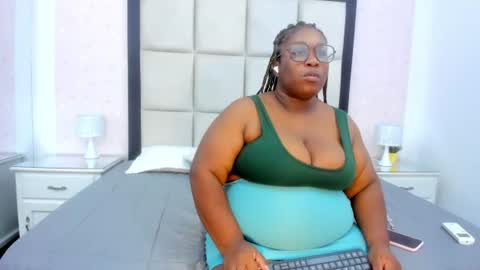 Treisy Vixen big ass online show from 07.04.26