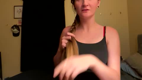 tressabelle online show from 10.27.25