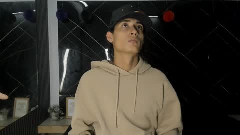 Snapshot of treyk_king chatting on 01.11.26 Trey online show from 01.11.26