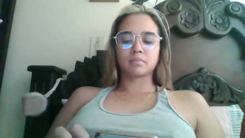 triana_bell online show from 02.23.25