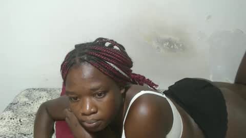 Snapshot of triceeyy chatting on 12.15.25 Tracy online show from 12.15.25