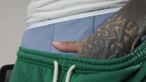 - trieone online show from 04.11.26