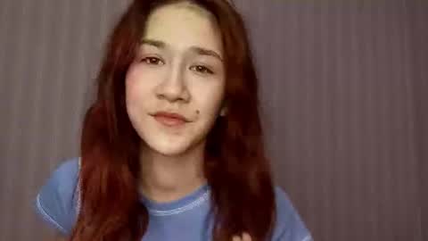 Snapshot of trinhposter chatting on 12.15.25 Cate online show from 12.15.25