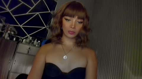 Ms Ella online show from 12.20.24