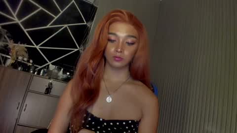 Ms Ella online show from 01.16.25