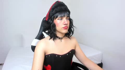 Triny online show from 12.24.24
